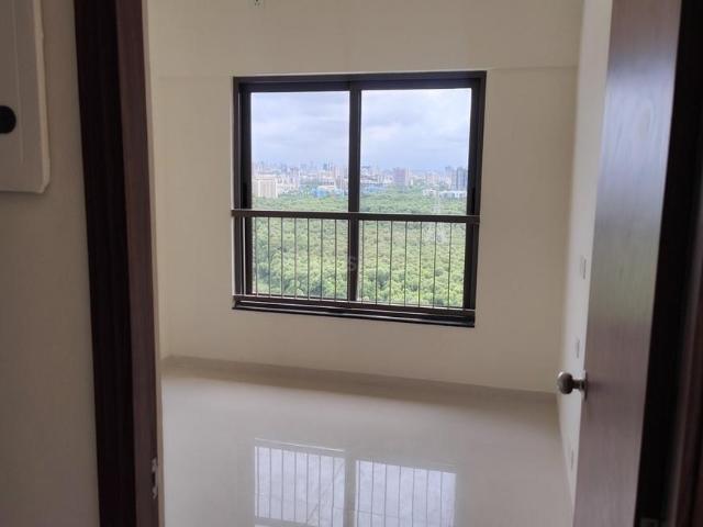 2 BHK Apartment in Mira Road East for resale Mira Bhayandar. The reference number is 20536765