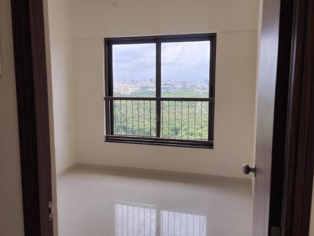 2 BHK Apartment in Mira Road East for resale Mira Bhayandar. The reference number is 20536713