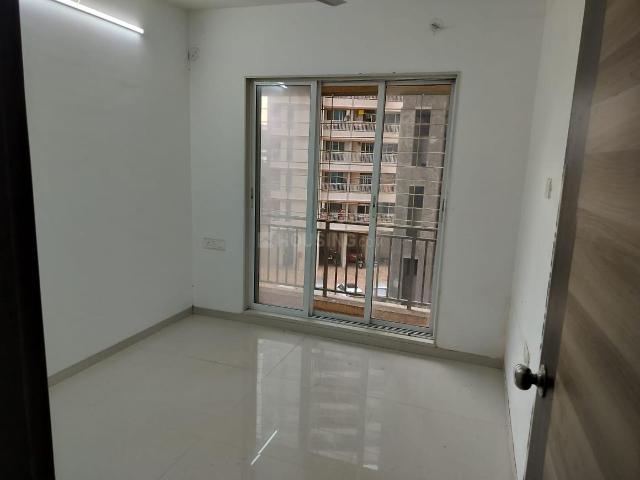 2 BHK Apartment in Mira Road East for resale Mira Bhayandar. The reference number is 20878315