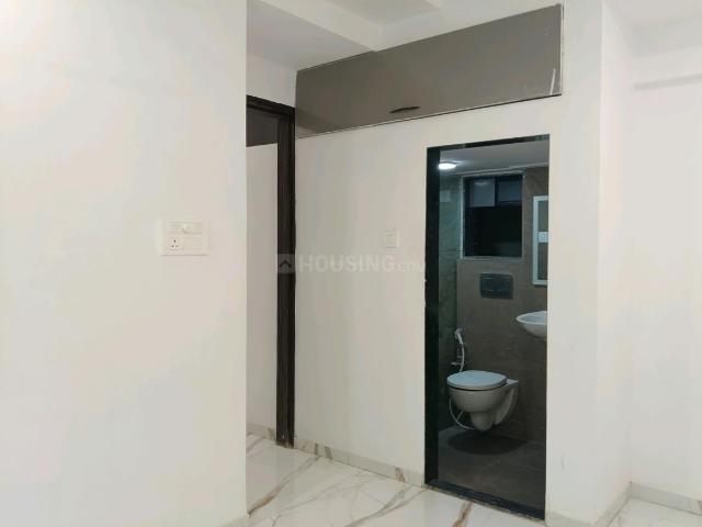 2 BHK Apartment in Mira Road East for resale Mira Bhayandar. The reference number is 20910098