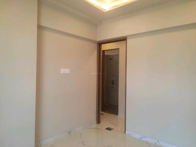 2 BHK Apartment in Mira Road East for resale Mumbai. The reference number is 13740256