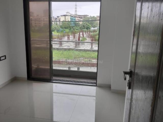 2 BHK Apartment in Mira Road East for resale Mumbai. The reference number is 15320134