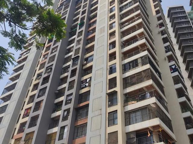 2 BHK Apartment in Mira Road East for resale Mira Bhayandar. The reference number is 19769759