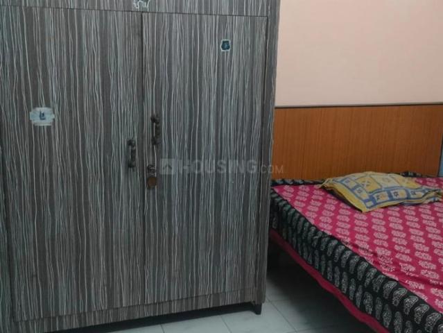 2 BHK Apartment in Santoshpur for rent Kolkata. The reference number is 20055301