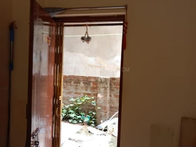 2 BHK Apartment in Mukundapur for rent Kolkata. The reference number is 9369963