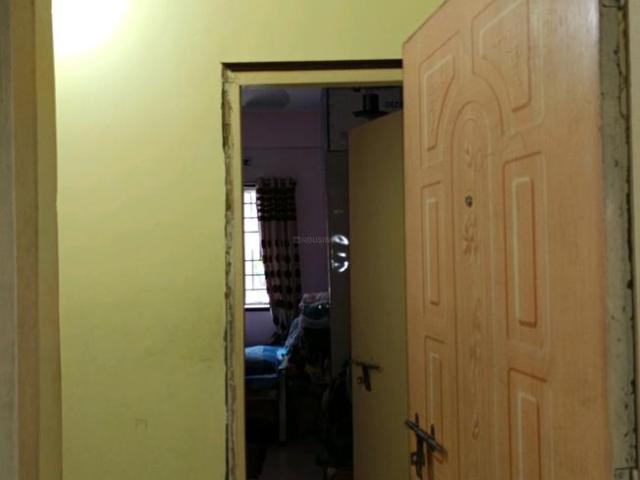 2 BHK Apartment in Mukundapur for resale Kolkata. The reference number is 14987979