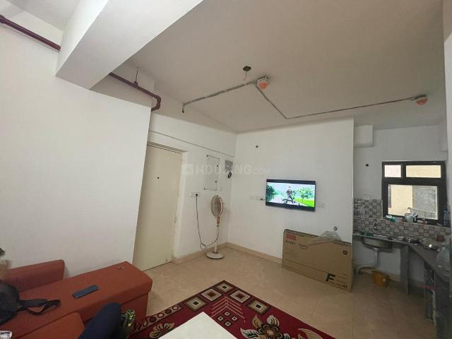2 BHK Apartment in Santoshpur for resale Kolkata. The reference number is 20073594