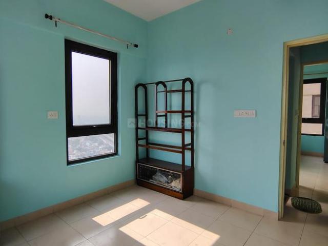 2 BHK Apartment in Santoshpur for resale Kolkata. The reference number is 20073758