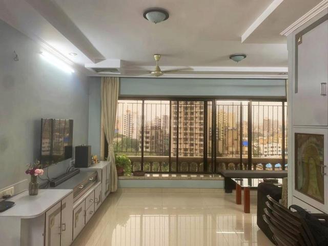 2 BHK Apartment in Mulund East for resale Mumbai. The reference number is 18234077