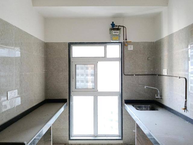 2 BHK Apartment in Mulund East for resale Mumbai. The reference number is 19328713
