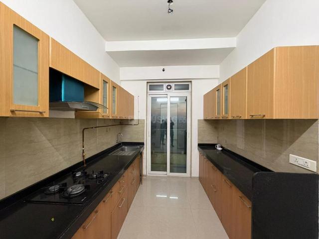 2 BHK Apartment in Mulund East for resale Mumbai. The reference number is 20695940