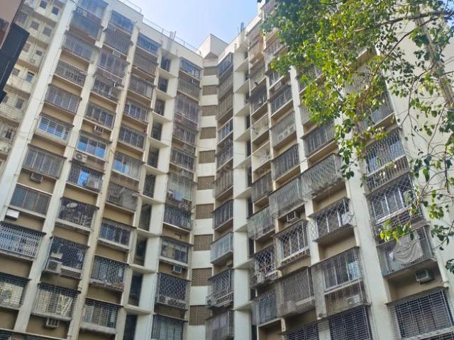 2 BHK Apartment in Mulund West for rent Mumbai. The reference number is 17749203