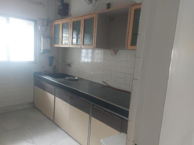 2 BHK Apartment in Mulund West for rent Mumbai. The reference number is 18377103