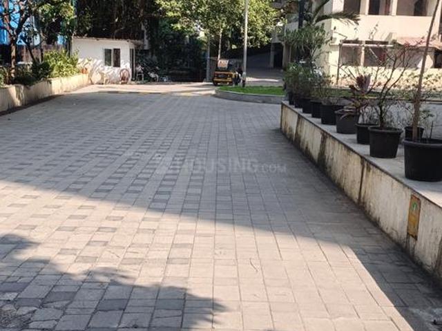 2 BHK Apartment in Mulund West for rent Mumbai. The reference number is 18794786