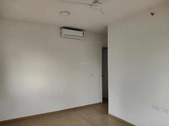 2 BHK Apartment in Mulund West for rent Mumbai. The reference number is 20339942