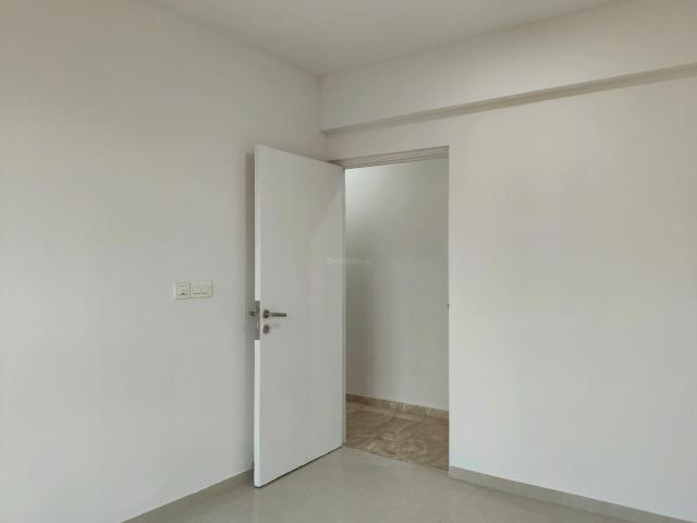 2 BHK Apartment in Mulund West for rent Mumbai. The reference number is 20340324