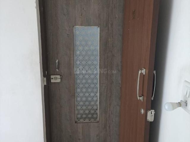 2 BHK Apartment in Mulund West for rent Mumbai. The reference number is 20695887
