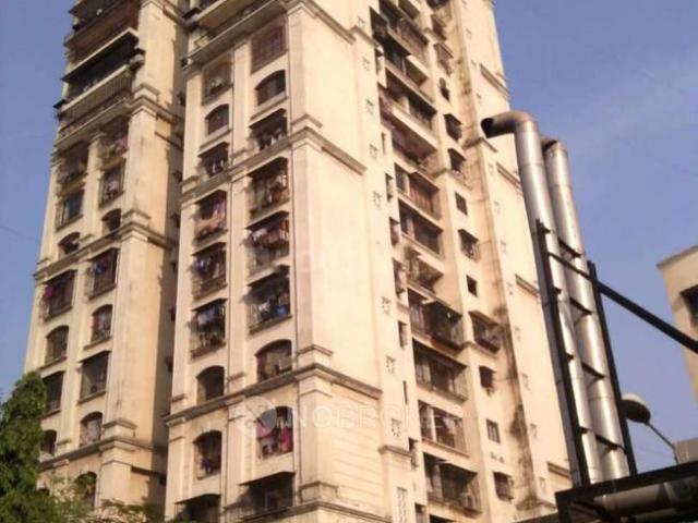 2 BHK Apartment in Mulund West for resale Central Mumbai Suburbs. The reference number is 17274200