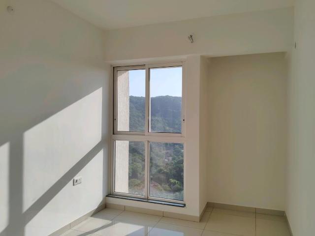 2 BHK Apartment in Mulund West for resale Mumbai. The reference number is 15595621