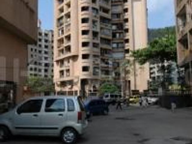 2 BHK Apartment in Mulund West for resale Mumbai. The reference number is 15375374