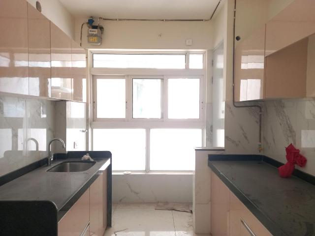 2 BHK Apartment in Mulund West for resale Mumbai. The reference number is 16948552