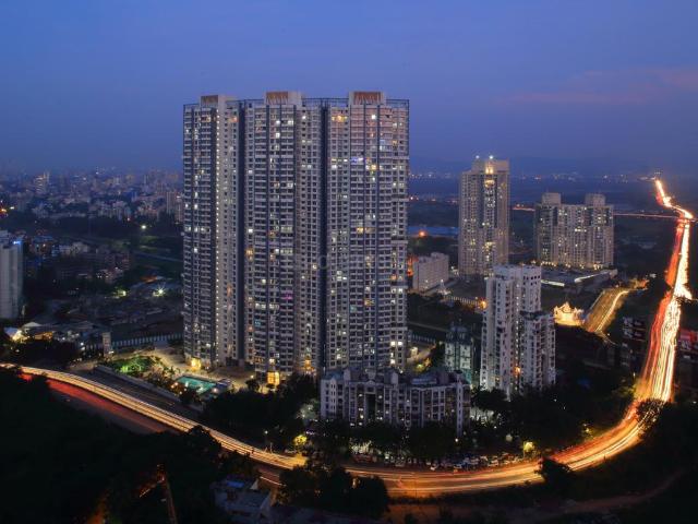 2 BHK Apartment in Mulund West for resale Mumbai. The reference number is 18925291
