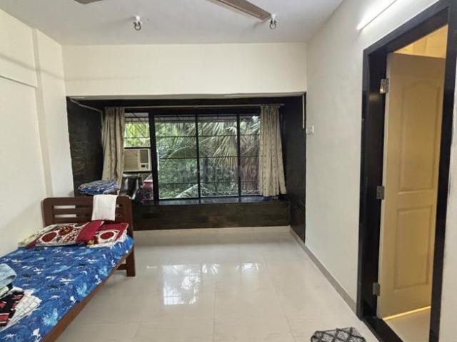2 BHK Apartment in Mulund West for resale Mumbai. The reference number is 18257126
