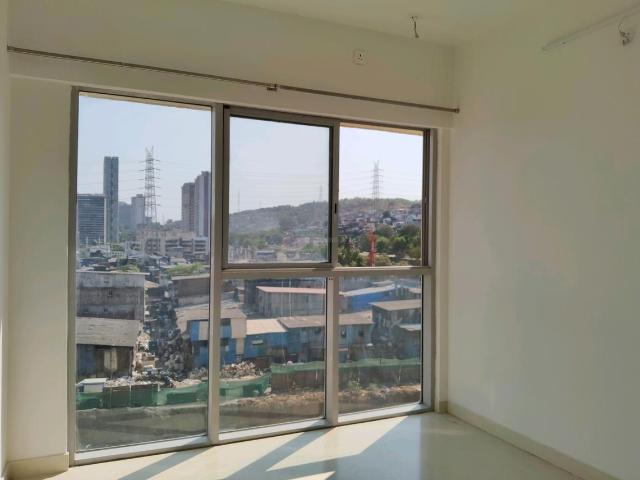 2 BHK Apartment in Mulund West for resale Mumbai. The reference number is 19451403