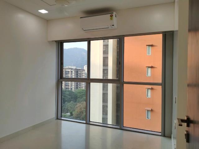 2 BHK Apartment in Mulund West for resale Mumbai. The reference number is 19451645
