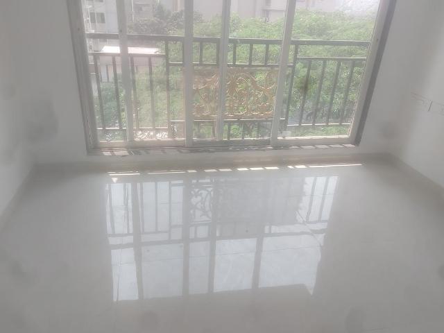 2 BHK Apartment in Mulund West for resale Mumbai. The reference number is 19691631