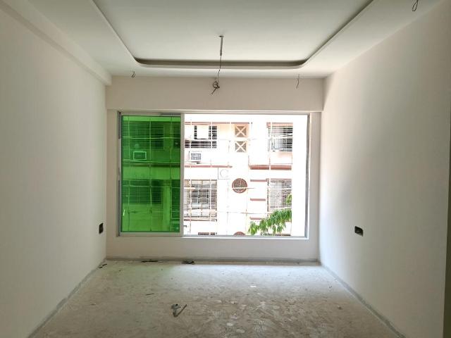 2 BHK Apartment in Mulund West for resale Mumbai. The reference number is 19708930