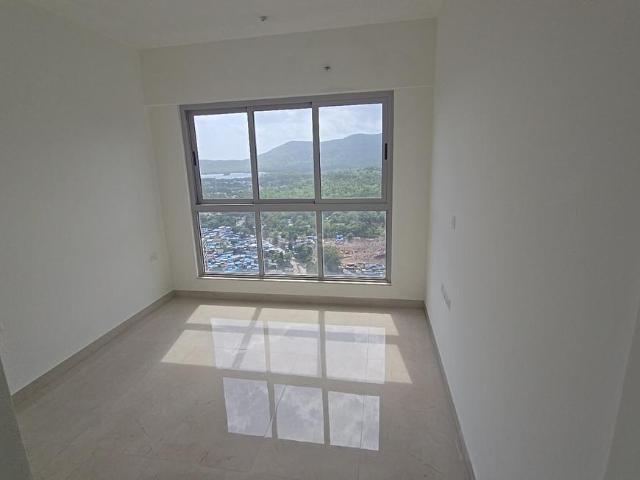 2 BHK Apartment in Mulund West for resale Mumbai. The reference number is 19968925