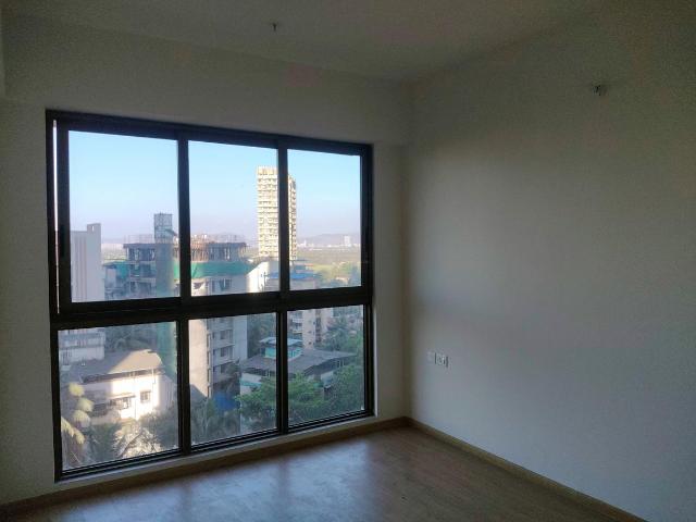 2 BHK Apartment in Mulund West for resale Mumbai. The reference number is 19051211
