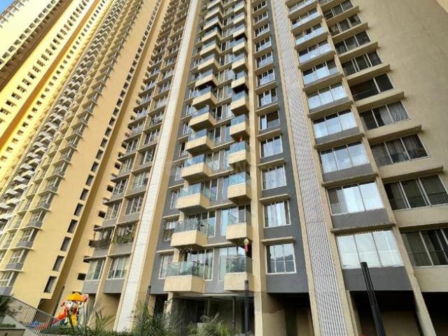 2 BHK Apartment in Mulund West for resale Mumbai. The reference number is 19397528