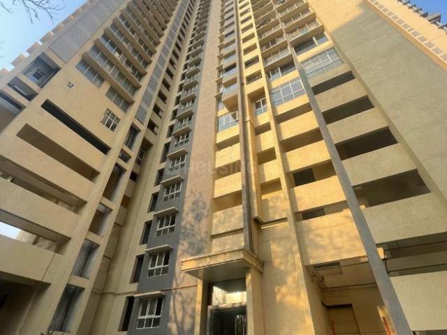 2 BHK Apartment in Mulund West for resale Mumbai. The reference number is 19399753