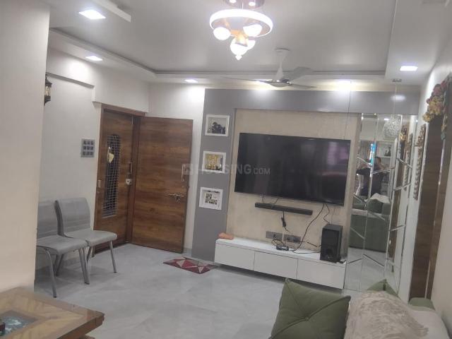 2 BHK Apartment in Mulund West for resale Mumbai. The reference number is 20440041