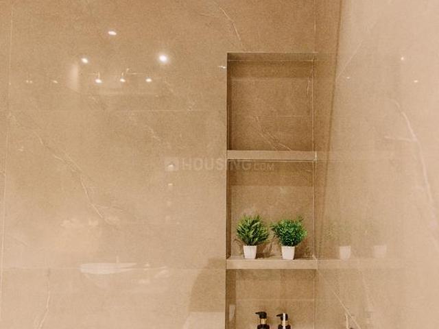 2 BHK Apartment in Mulund West for resale Mumbai. The reference number is 20576100