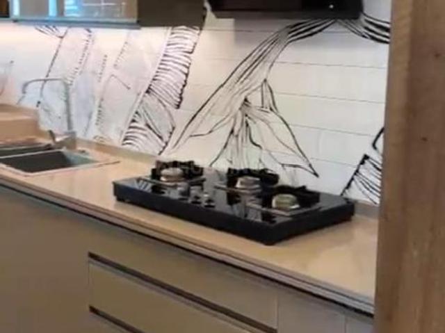 2 BHK Apartment in Mulund West for resale Mumbai. The reference number is 20766731