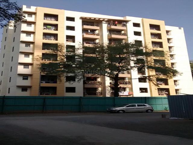 2 BHK Apartment in Mulund West for resale Mumbai. The reference number is 20283358