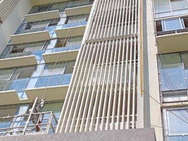 2 BHK Apartment in Mulund West for resale Mumbai. The reference number is 8739208