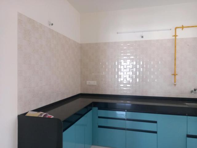 2 BHK Apartment in Mundhwa for rent Pune. The reference number is 19189305