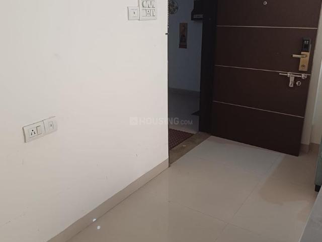2 BHK Apartment in Mundhwa for rent Pune. The reference number is 19737008