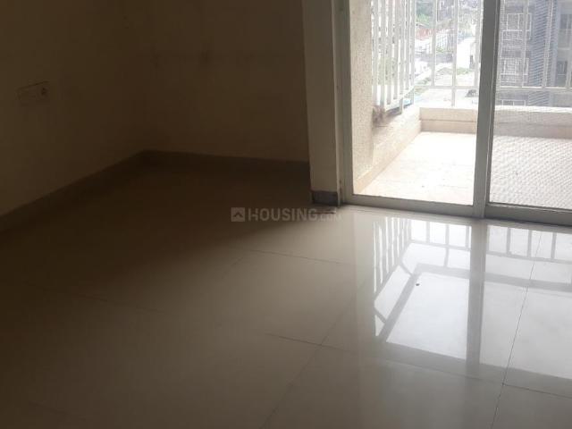 2 BHK Apartment in Mundhwa for rent Pune. The reference number is 20657870