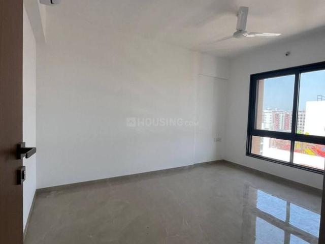 2 BHK Apartment in Mundhwa for rent Pune. The reference number is 20864212