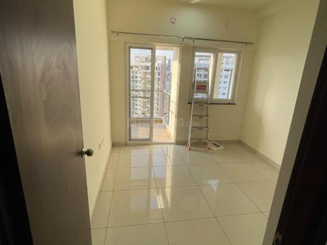 2 BHK Apartment in Mundhwa for resale Pune. The reference number is 19802520