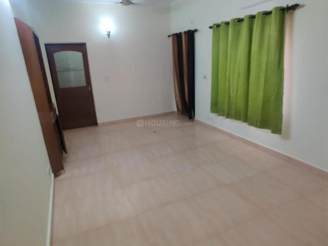 2 BHK Apartment in Munirka for resale New Delhi. The reference number is 20572518