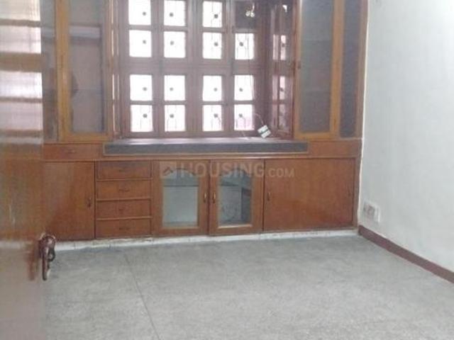 2 BHK Apartment in Munirka for resale New Delhi. The reference number is 20578394