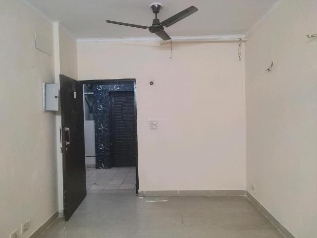 2 BHK Apartment in Noida Extension for rent Greater Noida. The reference number is 16800697