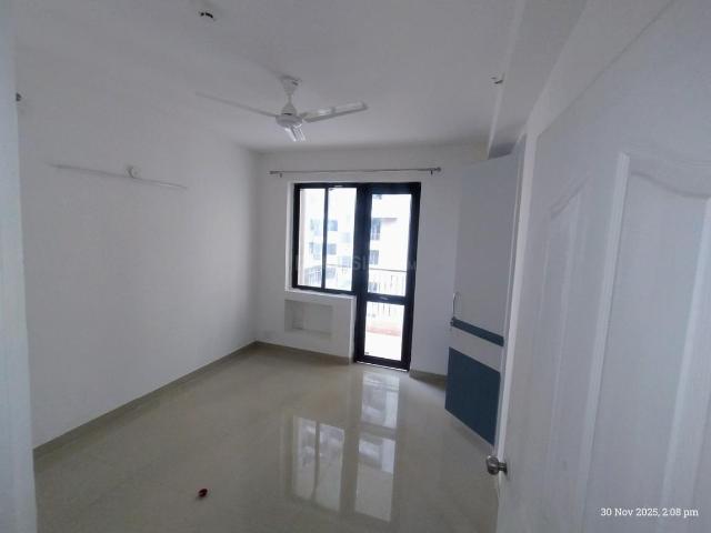 2 BHK Apartment in Noida Extension for rent Greater Noida. The reference number is 18999655