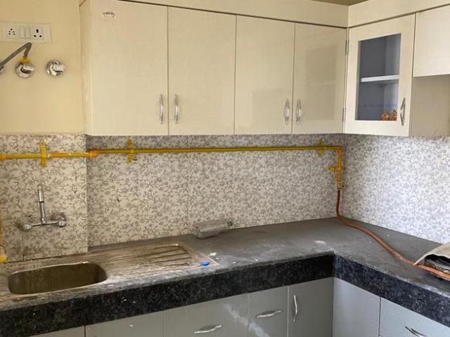 2 BHK Apartment in Noida Extension for rent Greater Noida. The reference number is 19427144